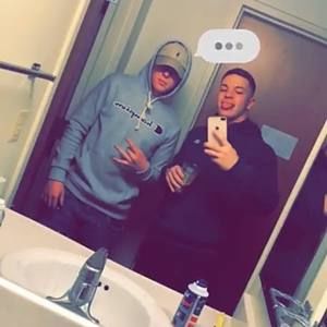 Meet your Posher, Tyler